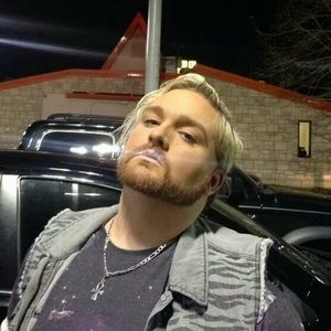 Meet your Posher, Reagan